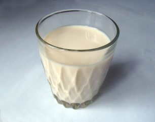 Приворот на молоке Стакан молока для приворота